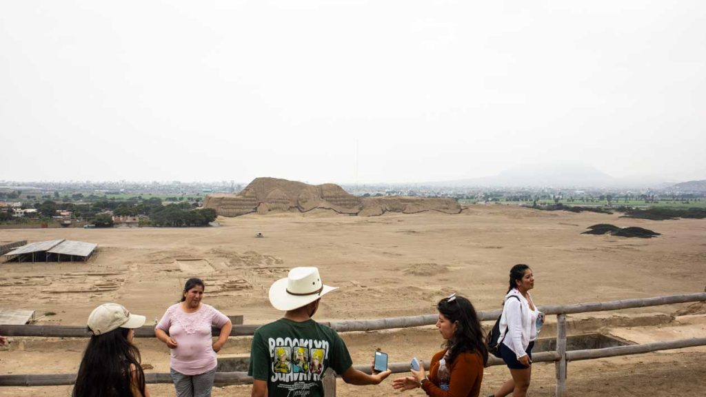 Tour-huacas-Sol-y-Luna-en-Trujillo-Perú-web